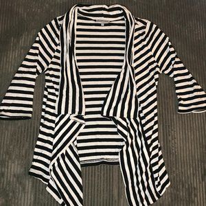 BLACK & WHITE STRIPED CHARLOTTE RUSSE CARDIGAN